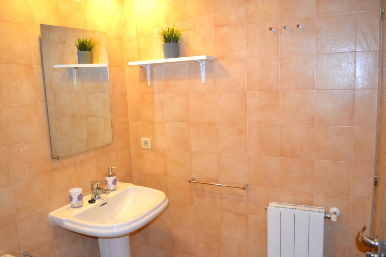 Modern De Muntanya Amb Llar De Foc By Rural D'aneu