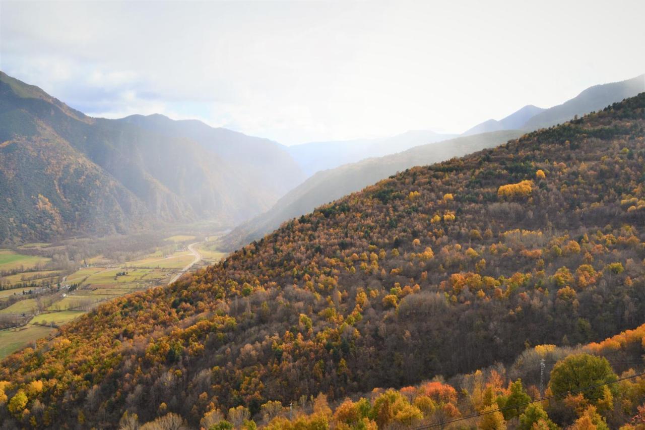 Modern De Muntanya Amb Llar De Foc By Rural D'aneu * Esterri d'Àneu